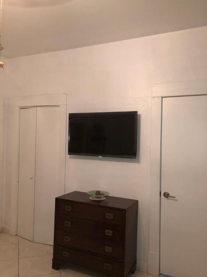 Private Suite Next To Calle Ocho Miami Luaran gambar