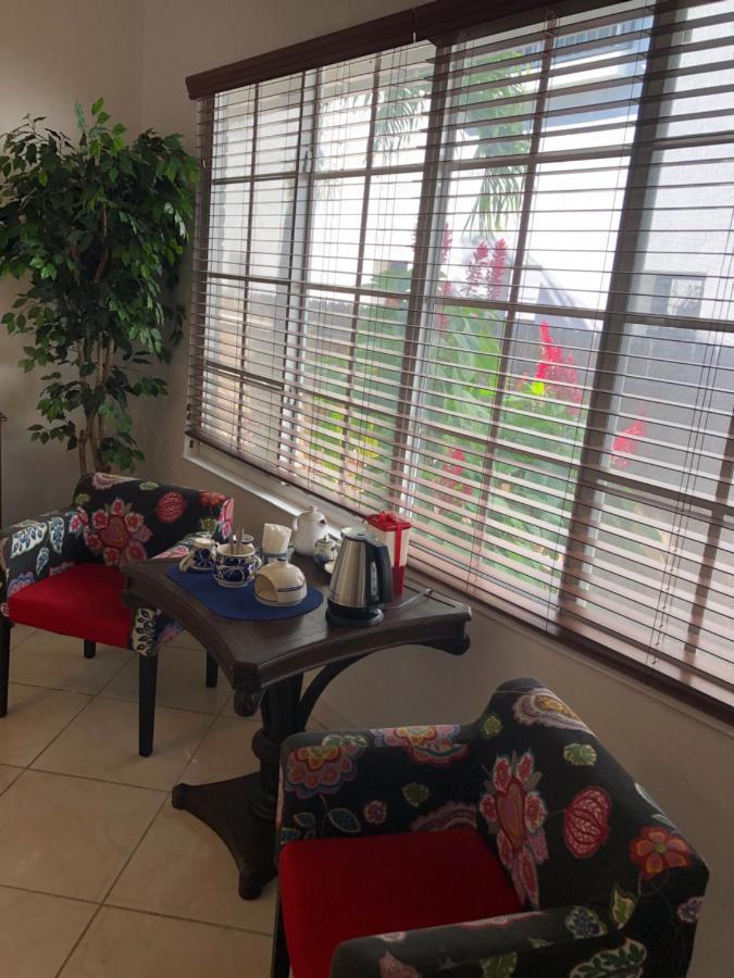 Private Suite Next To Calle Ocho Miami Luaran gambar