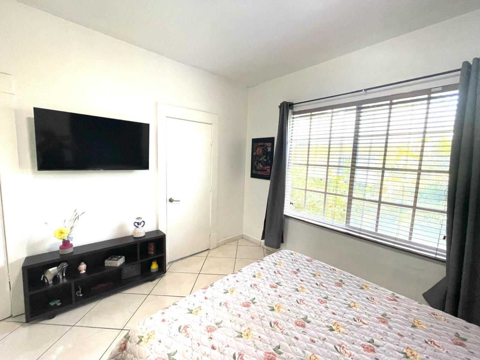Private Suite Next To Calle Ocho Miami Luaran gambar