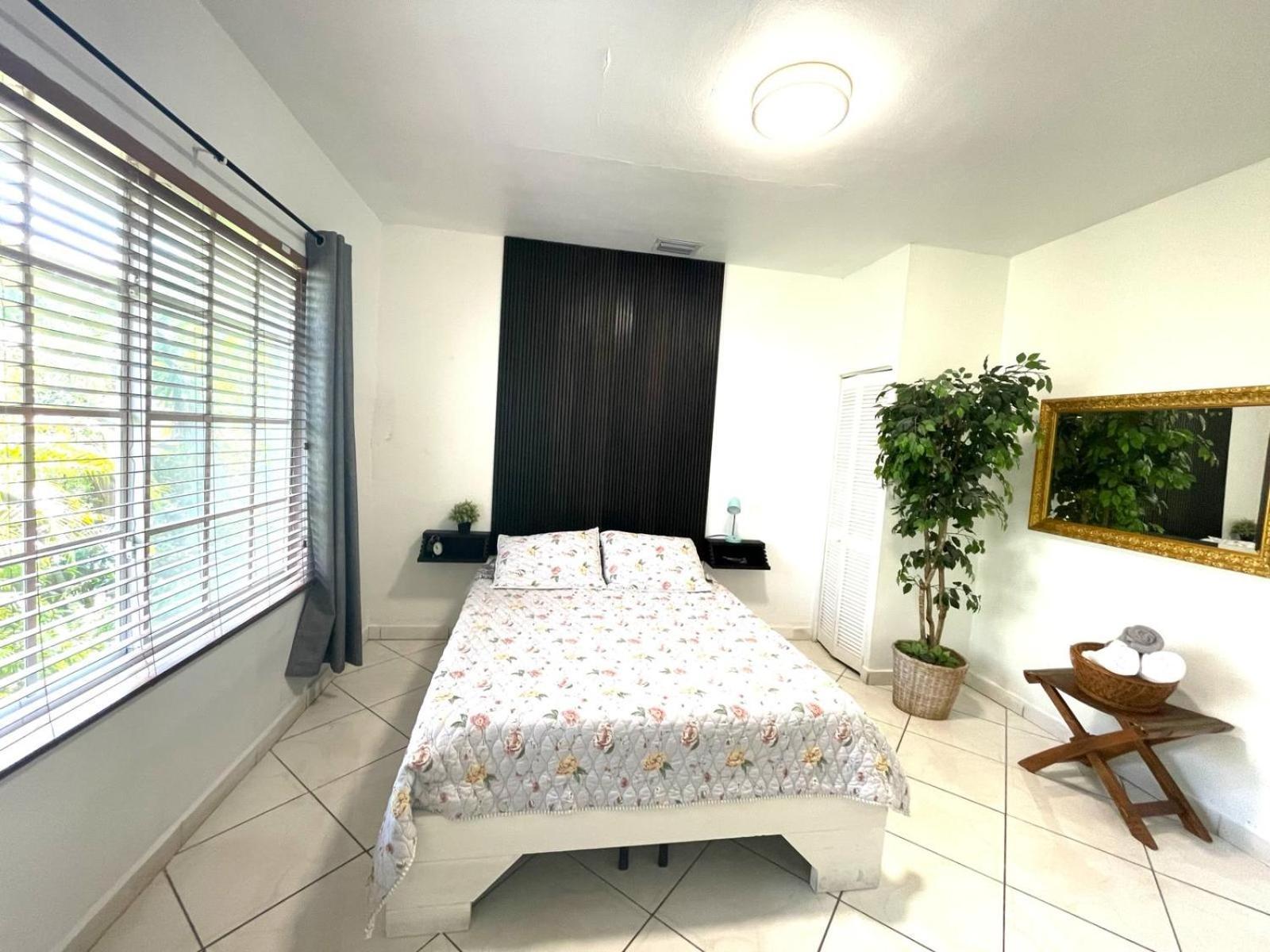Private Suite Next To Calle Ocho Miami Luaran gambar